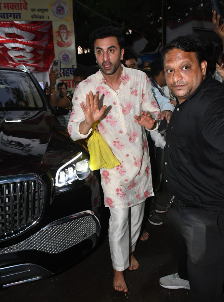 CHANDERI IVORY KURTA SET WITH FLORAL EMBROIDERY IN HUES OF LOVE My Store