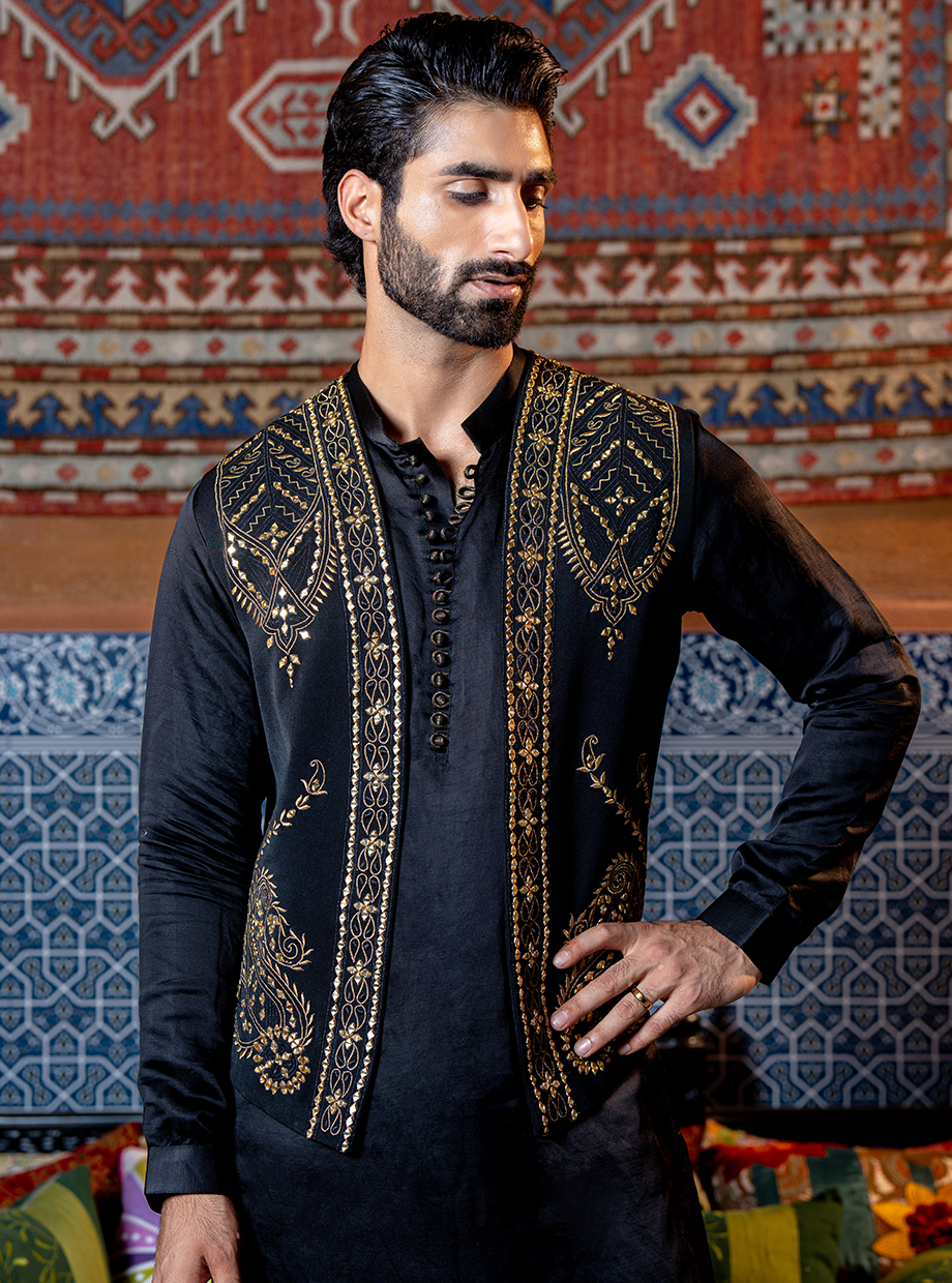 RAVEN BLACK TUSSAR SILK PATHANI SET PAIRED WITH LACHKA KOTI EXAGGERATED WITH KASAB GOLD MIRROR WORK Nafsstore