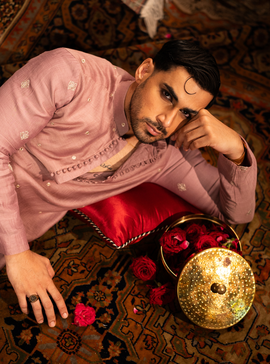 Dusty rose pink Chanderi Kurta with gold dori butti work on Sleeves and Dori and gota work on the body Nafsstore