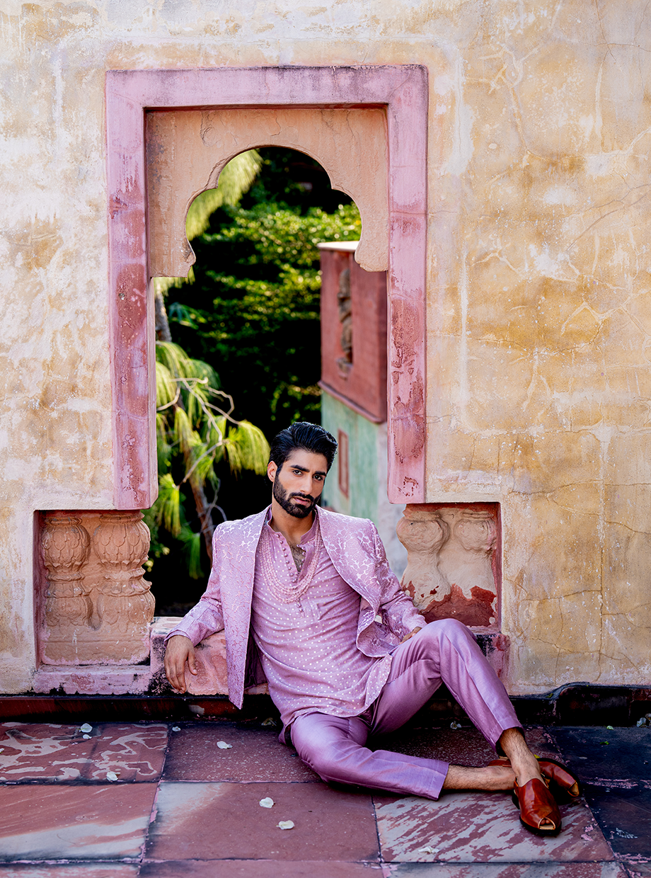 ONION PINK CHANDERI ROSE TEXTURED JACKET PAIRED WITH CHANDERI BROCADE SHORT KURTA + CHANDERI PANT Nafsstore