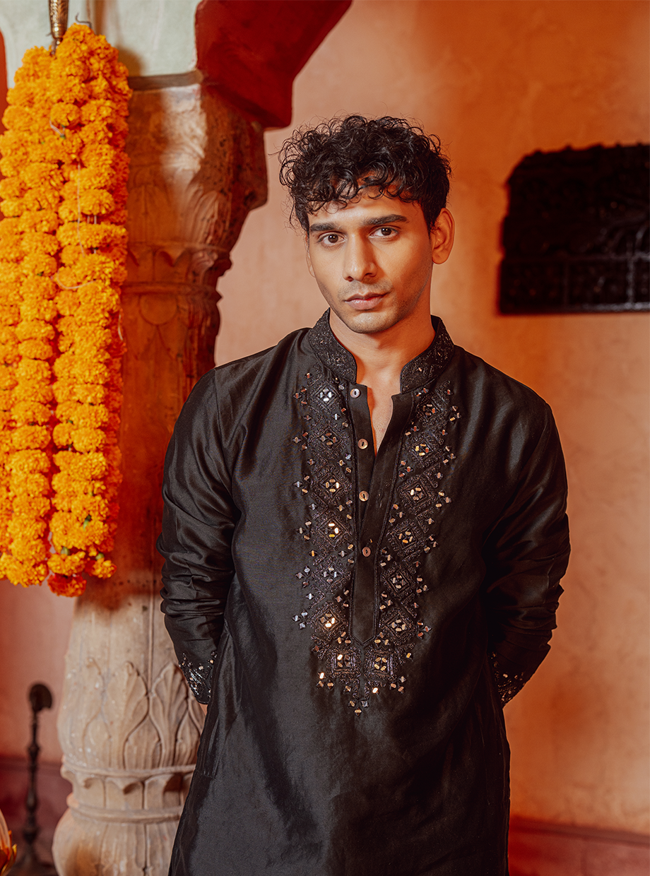 RAVEN BLACK KURTA EXAGGERATED WITH RESHAM, KASAB, DORI & MIRROR WORK PAIRED WITH BLACK CHANDERI PANT Nafsstore