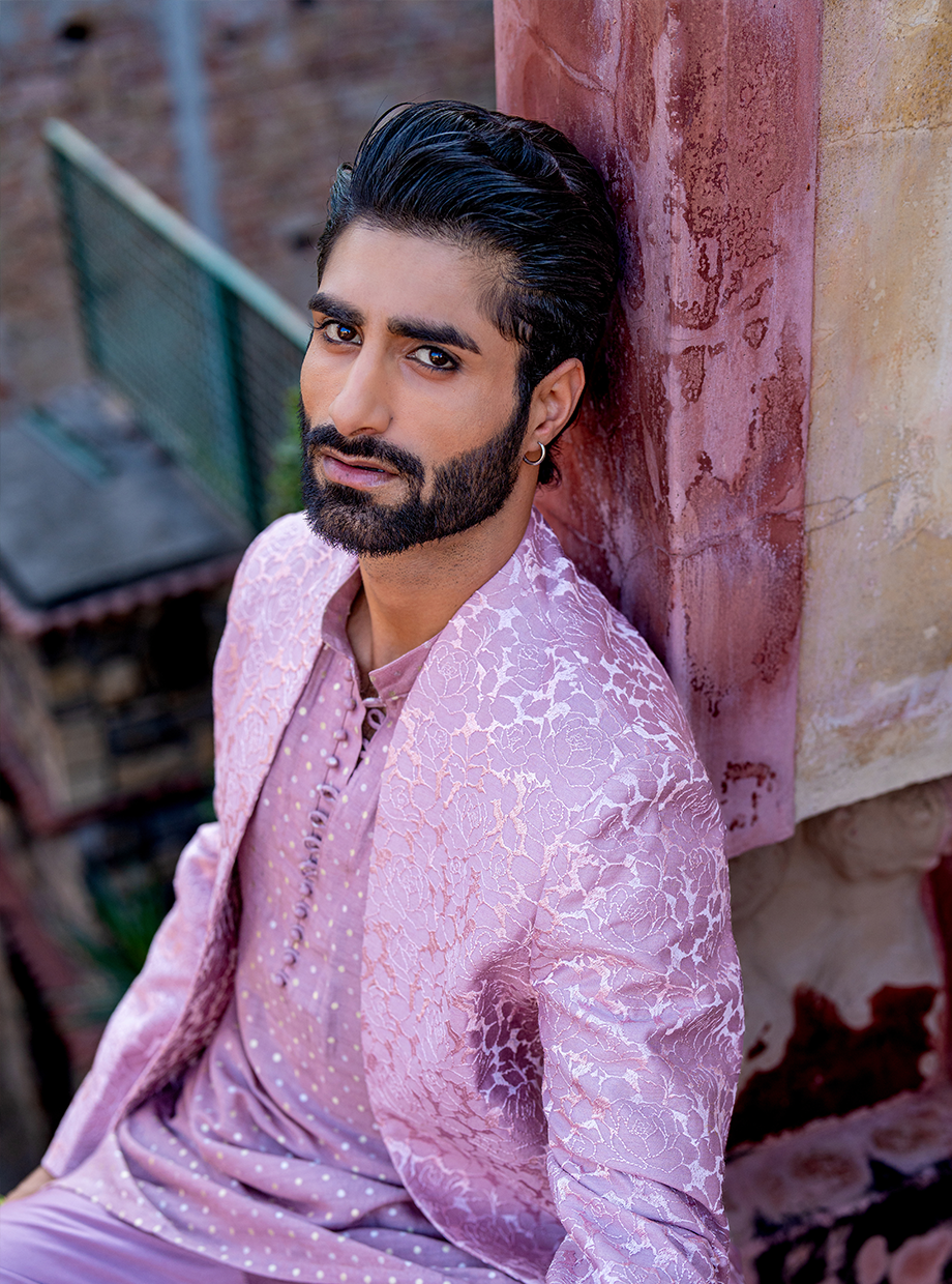 ONION PINK CHANDERI ROSE TEXTURED JACKET PAIRED WITH CHANDERI BROCADE SHORT KURTA + CHANDERI PANT Nafsstore