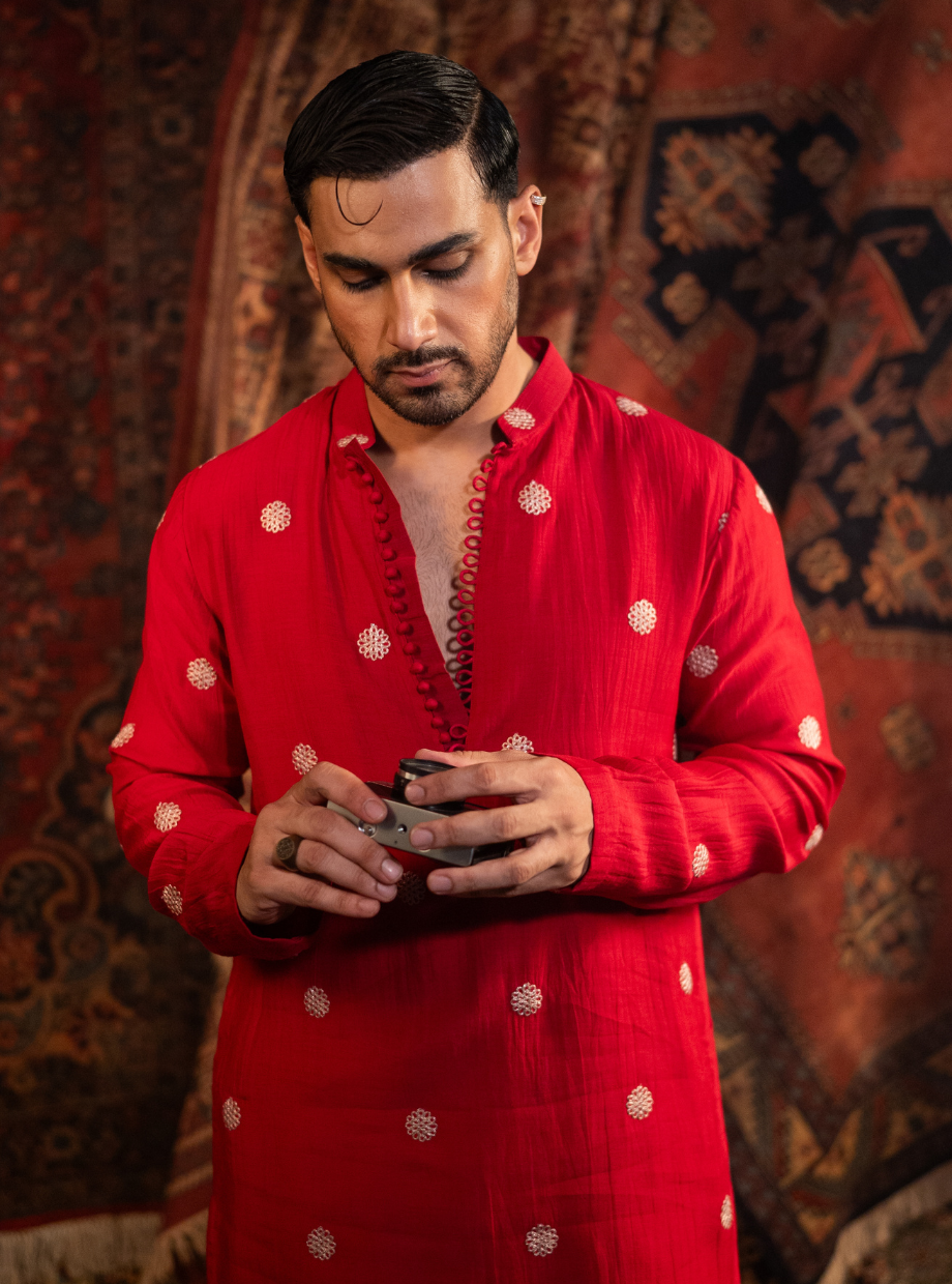 Vibrant crimson red Chanderi kurta with floral gold dori work Nafsstore