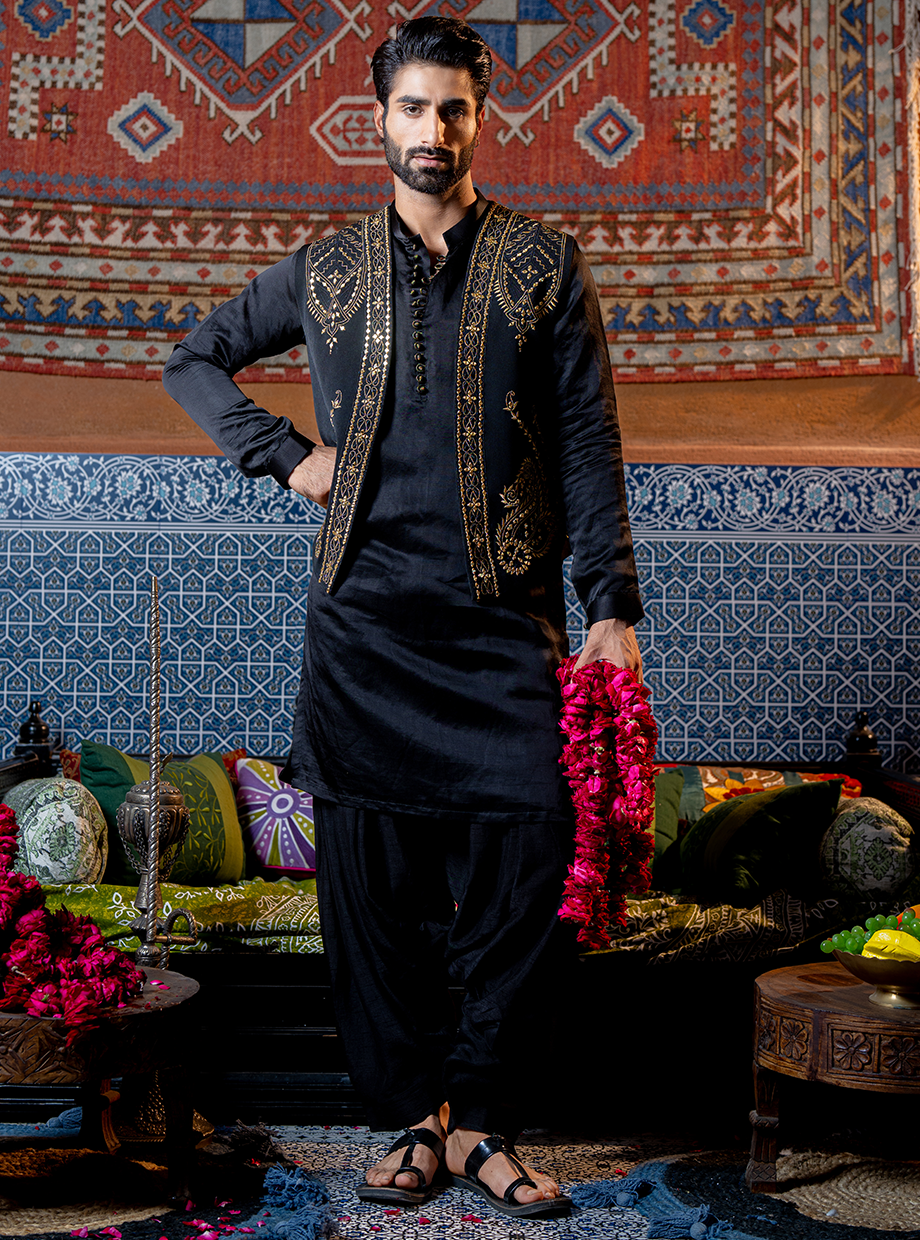 RAVEN BLACK TUSSAR SILK PATHANI SET PAIRED WITH LACHKA KOTI EXAGGERATED WITH KASAB GOLD MIRROR WORK Nafsstore