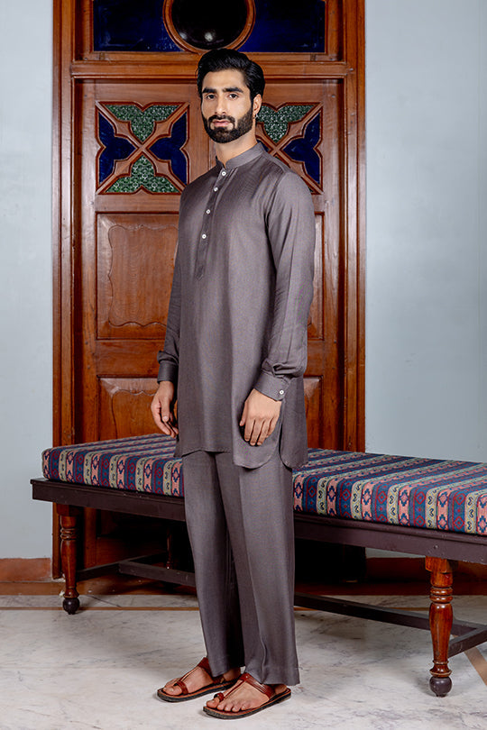 Onyx twill kurta Farshi set with zardozi heart detailing Nafsstore