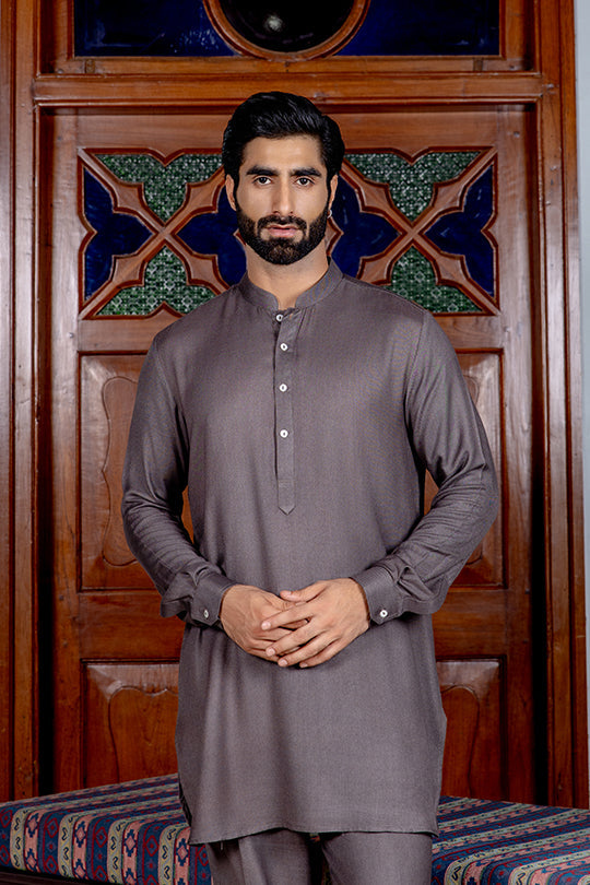 Onyx twill kurta Farshi set with zardozi heart detailing Nafsstore