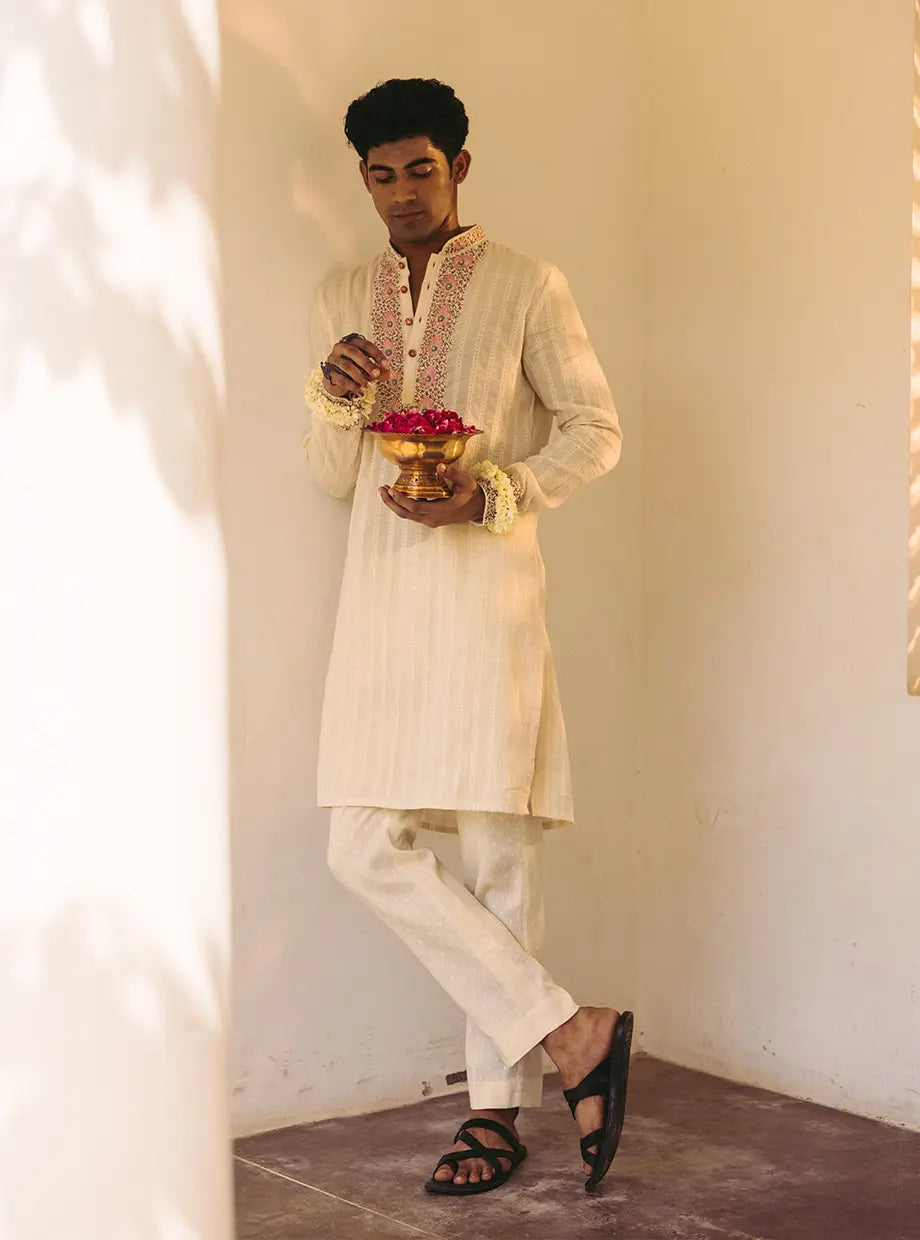 COTTON WITH GOLD LUREX KURTA EXAGGERATED WITH ROSE HAND EMBROIDERED ZARDOZI STYLED WITH A DOTTED COTTON PANT My Store