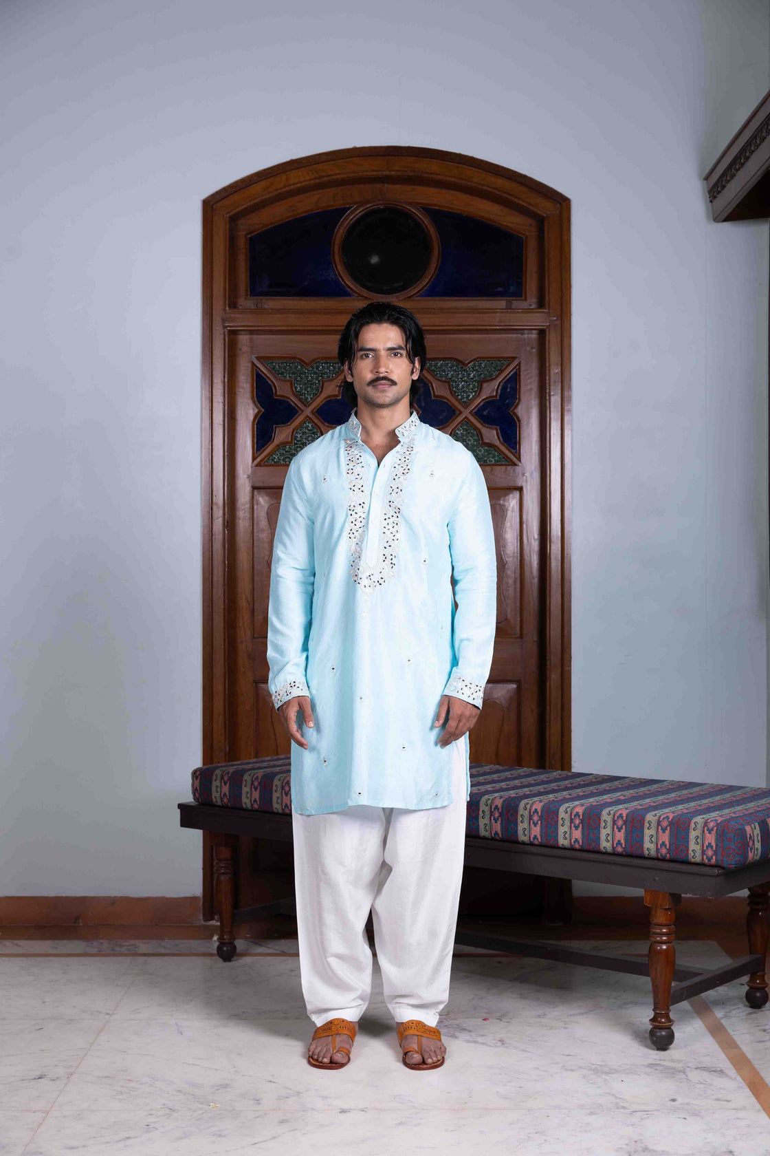 Emroidery kurta & pants Nafsstore